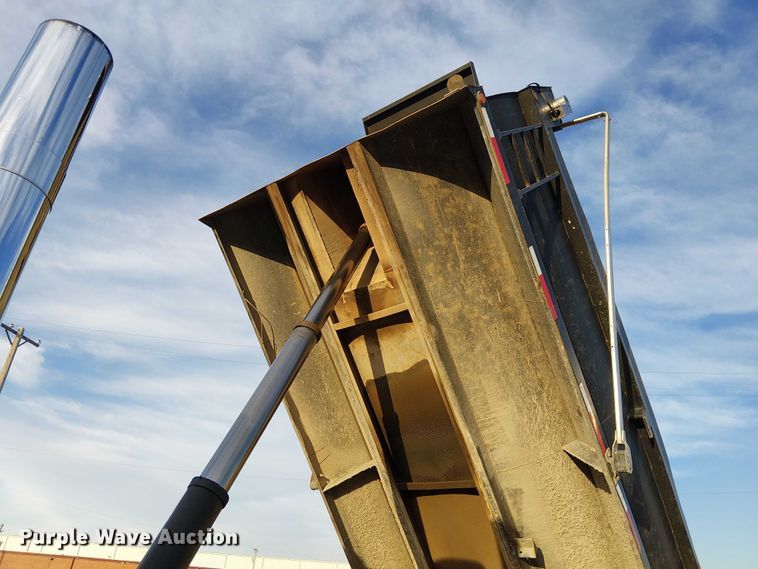 image for item FK0508 2006 Kenworth T800 dump truck