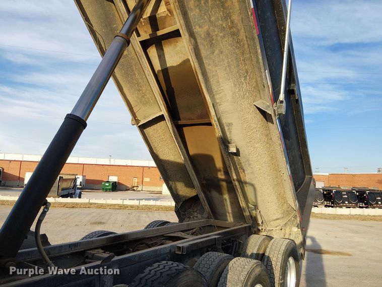 image for item FK0508 2006 Kenworth T800 dump truck