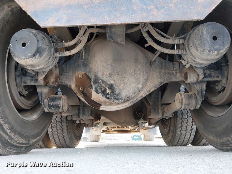 image for item FK0508 2006 Kenworth T800 dump truck