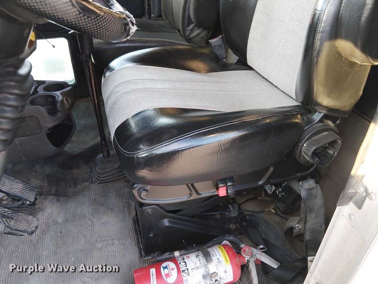 image for item FK0508 2006 Kenworth T800 dump truck