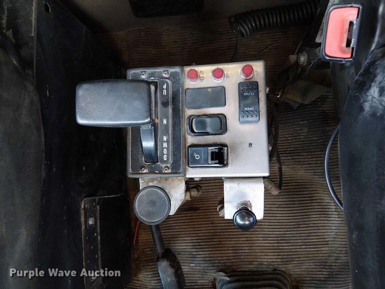 image for item FK0508 2006 Kenworth T800 dump truck