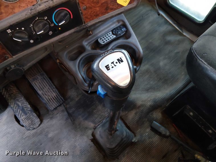 image for item FK0508 2006 Kenworth T800 dump truck