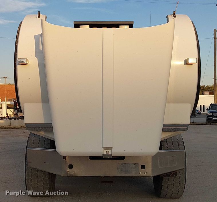 image for item FK0508 2006 Kenworth T800 dump truck