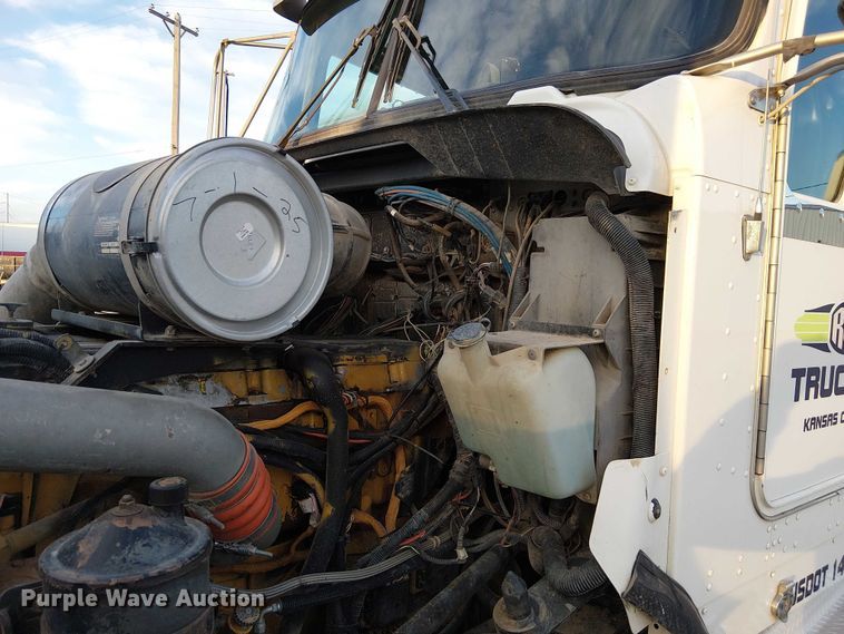 image for item FK0508 2006 Kenworth T800 dump truck