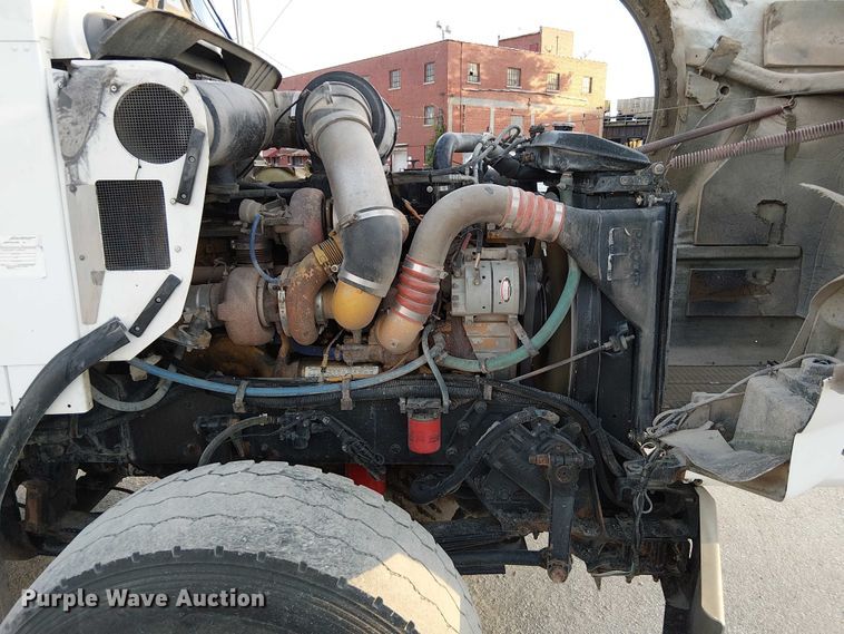 image for item FK0508 2006 Kenworth T800 dump truck