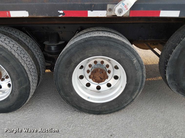 image for item FK0508 2006 Kenworth T800 dump truck