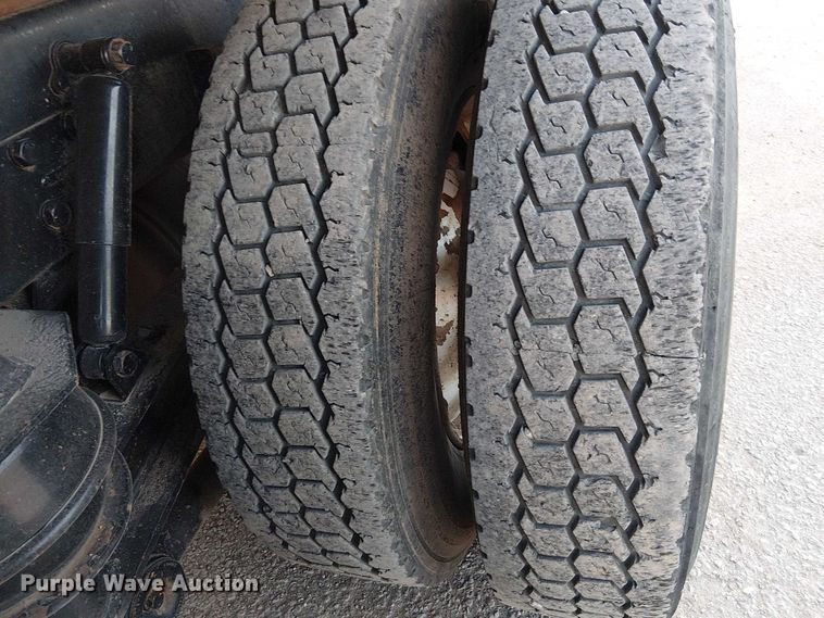 image for item FK0508 2006 Kenworth T800 dump truck