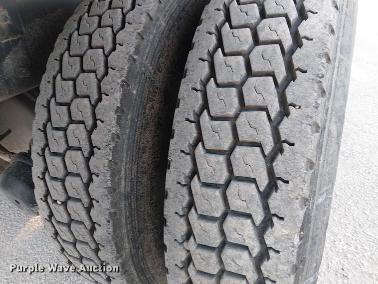 image for item FK0508 2006 Kenworth T800 dump truck