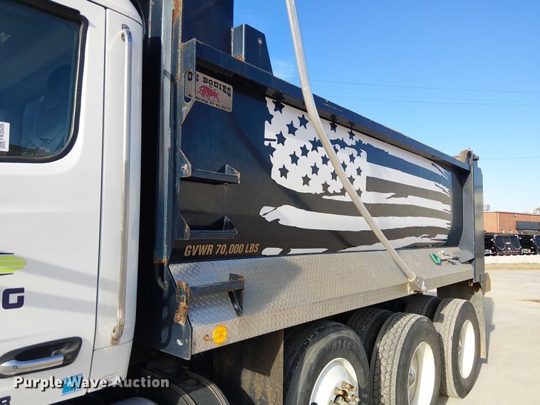 image for item FK0509 2019 Peterbilt 567 dump truck