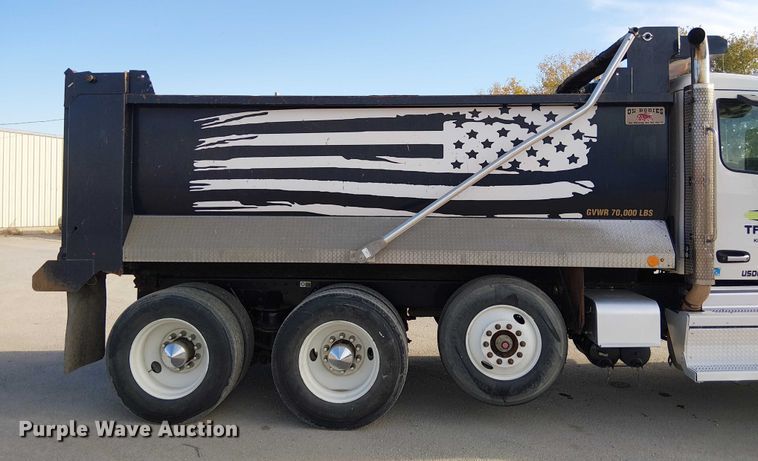 image for item FK0509 2019 Peterbilt 567 dump truck