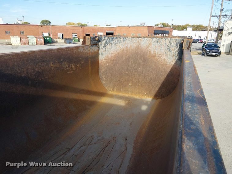 image for item FK0509 2019 Peterbilt 567 dump truck