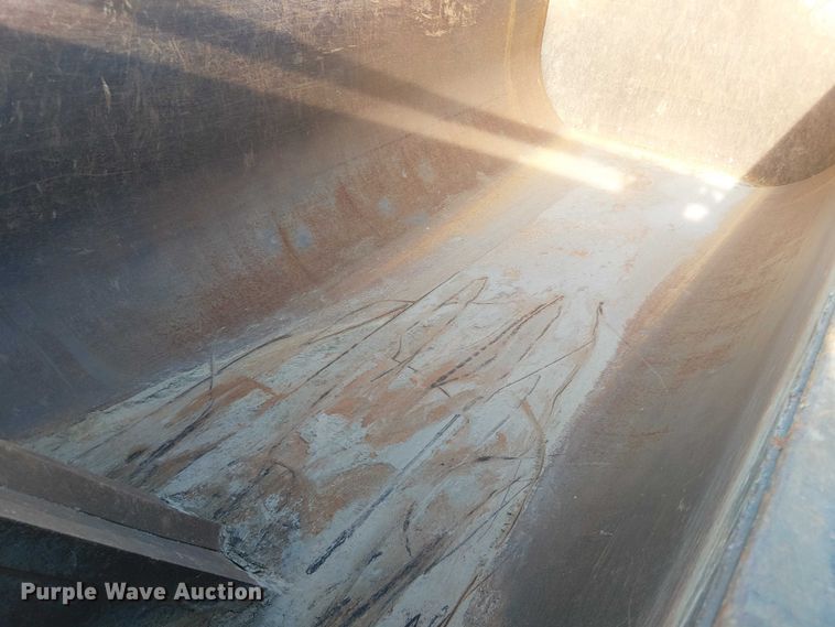 image for item FK0509 2019 Peterbilt 567 dump truck