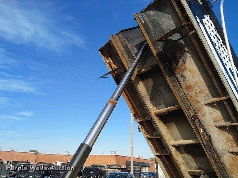 image for item FK0509 2019 Peterbilt 567 dump truck