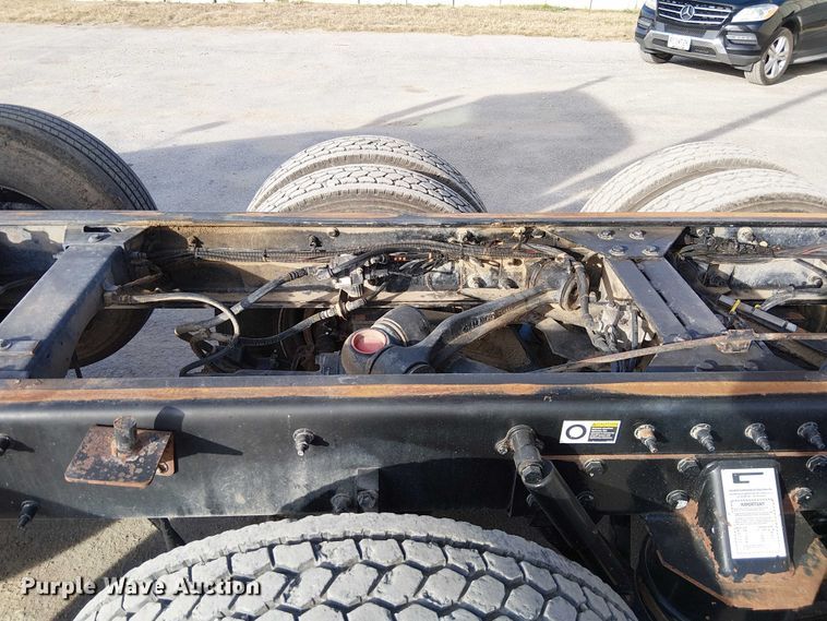 image for item FK0509 2019 Peterbilt 567 dump truck