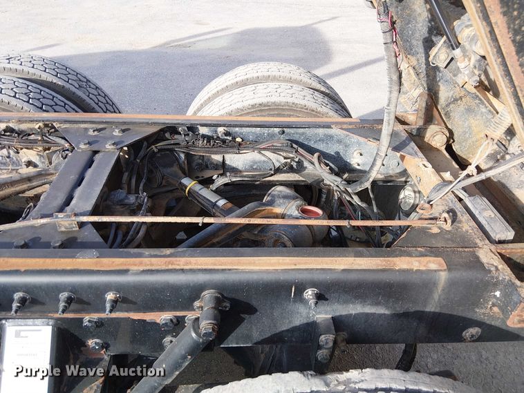 image for item FK0509 2019 Peterbilt 567 dump truck