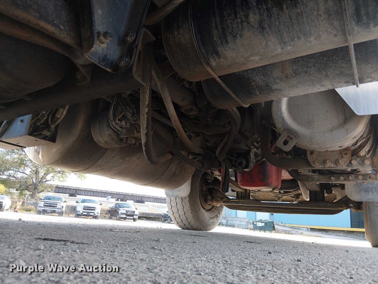 image for item FK0509 2019 Peterbilt 567 dump truck