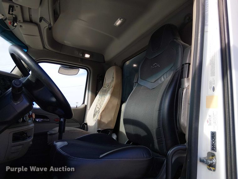 image for item FK0509 2019 Peterbilt 567 dump truck