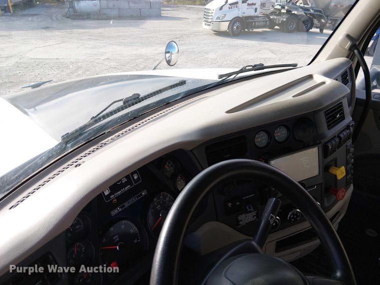 image for item FK0509 2019 Peterbilt 567 dump truck