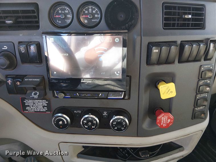 image for item FK0509 2019 Peterbilt 567 dump truck