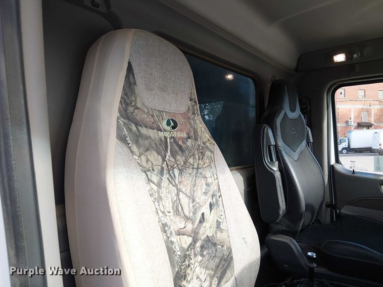 image for item FK0509 2019 Peterbilt 567 dump truck