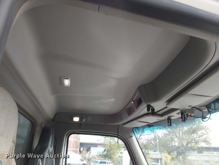 image for item FK0509 2019 Peterbilt 567 dump truck