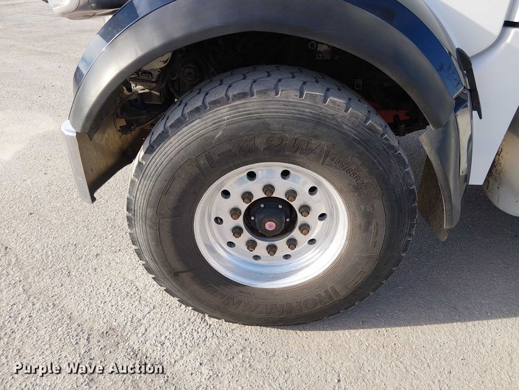 image for item FK0509 2019 Peterbilt 567 dump truck