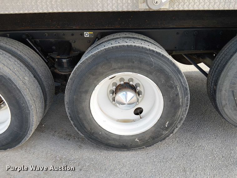 image for item FK0509 2019 Peterbilt 567 dump truck