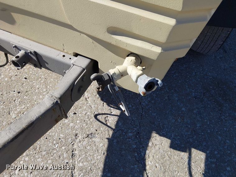 image for item FK0551 Ingersoll Rand P185WJD air compressor