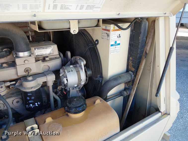 image for item FK0551 Ingersoll Rand P185WJD air compressor