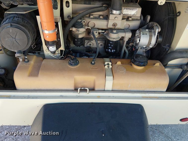 image for item FK0551 Ingersoll Rand P185WJD air compressor