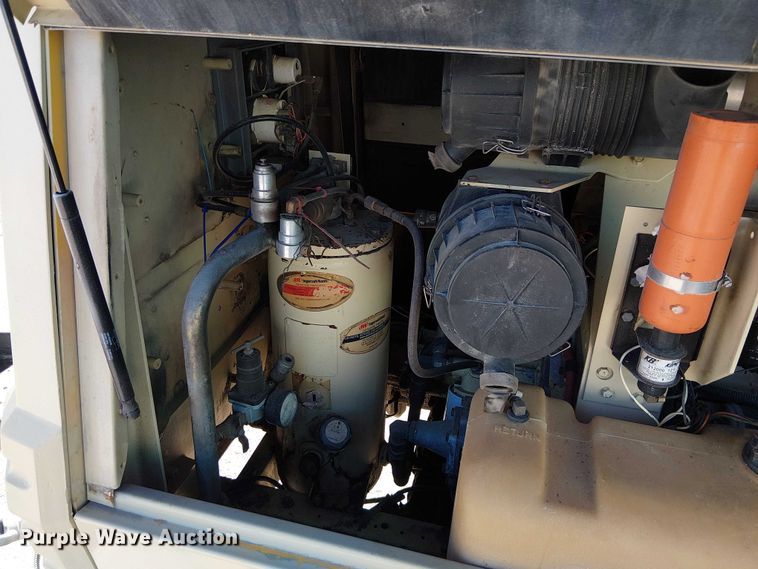 image for item FK0551 Ingersoll Rand P185WJD air compressor