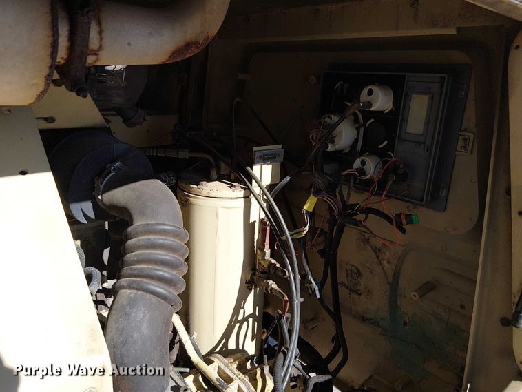 image for item FK0551 Ingersoll Rand P185WJD air compressor