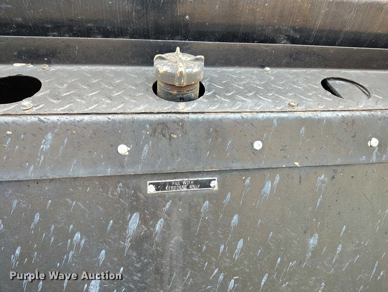 image for item IP9714 1987 International 1954 oil distributor truck