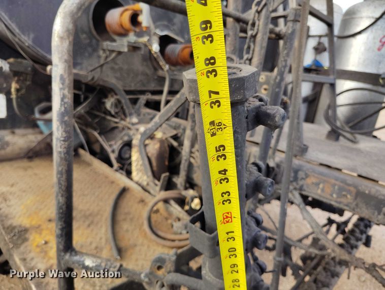 image for item IP9714 1987 International 1954 oil distributor truck