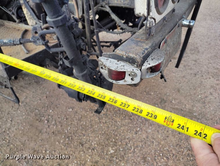 image for item IP9714 1987 International 1954 oil distributor truck