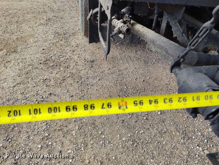 image for item IP9714 1987 International 1954 oil distributor truck