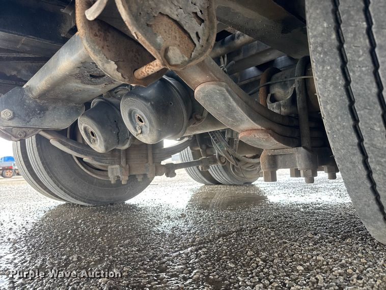 image for item NA9809 2004 Trail King TKT 40LP - 2400 tilt deck equipment trailer