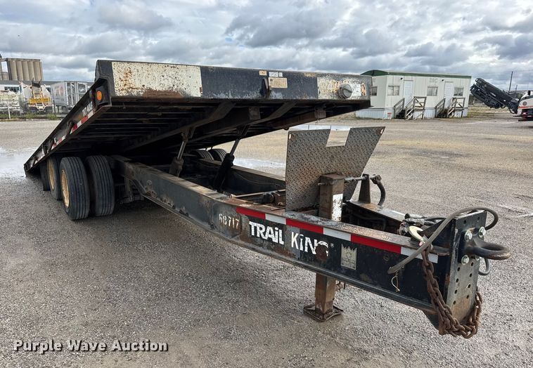 image for item NA9809 2004 Trail King TKT 40LP - 2400 tilt deck equipment trailer