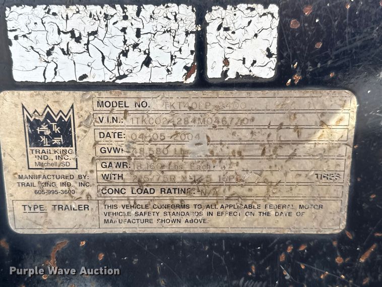 image for item NA9809 2004 Trail King TKT 40LP - 2400 tilt deck equipment trailer