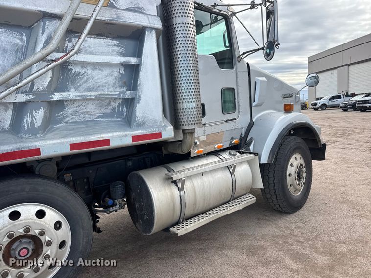 image for item NA9812 2007 Kenworth T800 dump truck