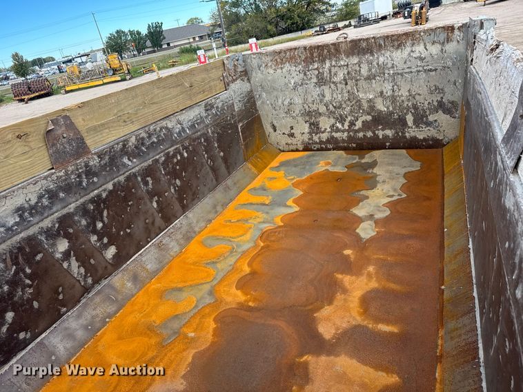 image for item NA9812 2007 Kenworth T800 dump truck