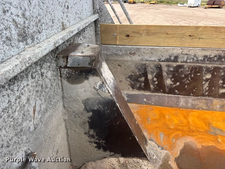 image for item NA9812 2007 Kenworth T800 dump truck