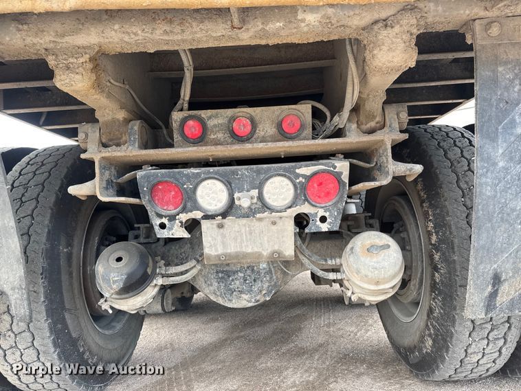 image for item NA9812 2007 Kenworth T800 dump truck