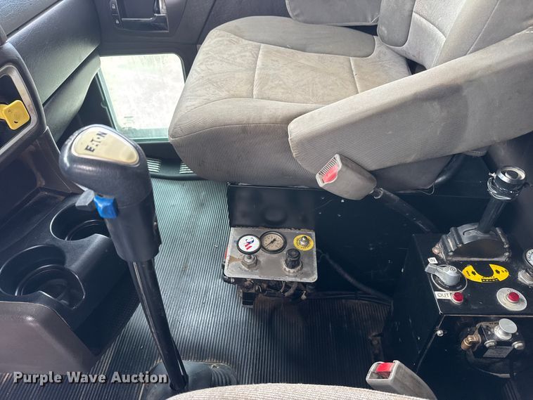 image for item NA9812 2007 Kenworth T800 dump truck