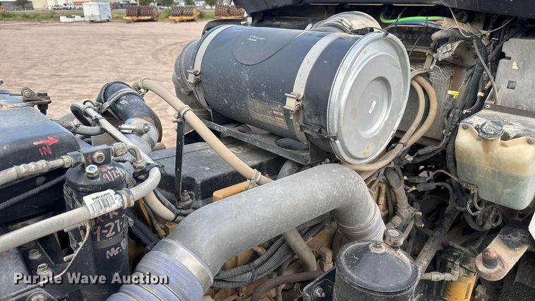 image for item NA9812 2007 Kenworth T800 dump truck