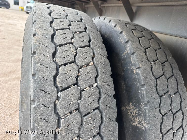 image for item NA9812 2007 Kenworth T800 dump truck