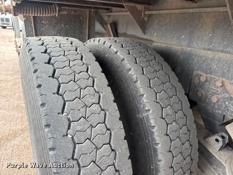 image for item NA9812 2007 Kenworth T800 dump truck