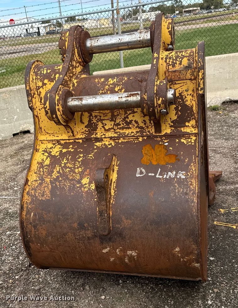 image for item NA9815 Caterpillar BK-42-330 excavator bucket