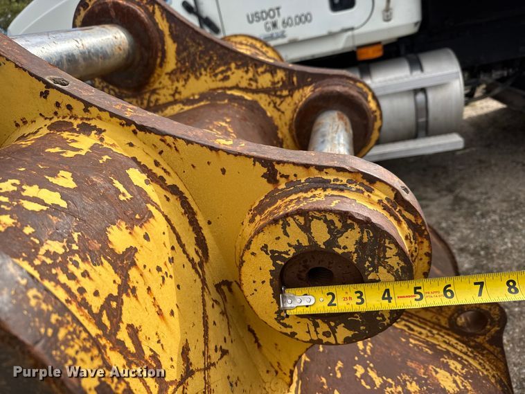 image for item NA9815 Caterpillar BK-42-330 excavator bucket