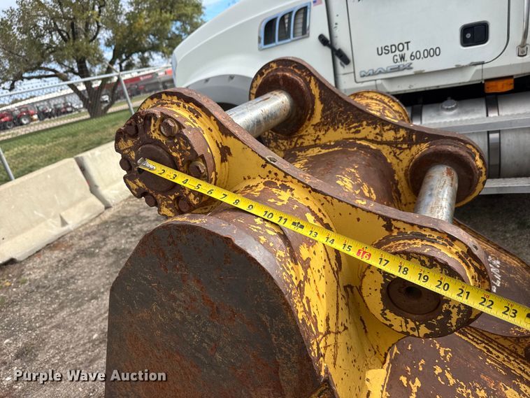 image for item NA9815 Caterpillar BK-42-330 excavator bucket